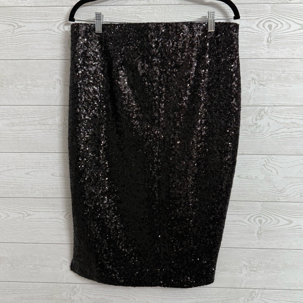 Torrid Black Sequin Pencil Skirt - Picture 2 of 10